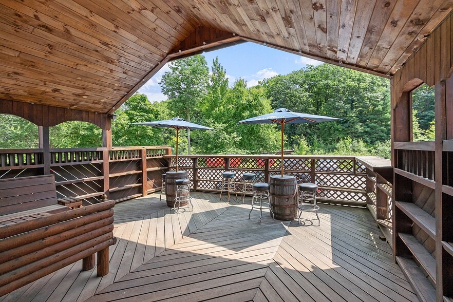 More Photos Of 135 Westminster St, Fitchburg Restaurant For Sale