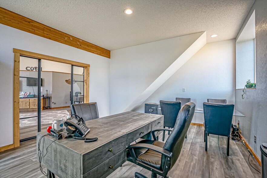 More Photos Of 431 University St, Trinidad Freestanding For Sale