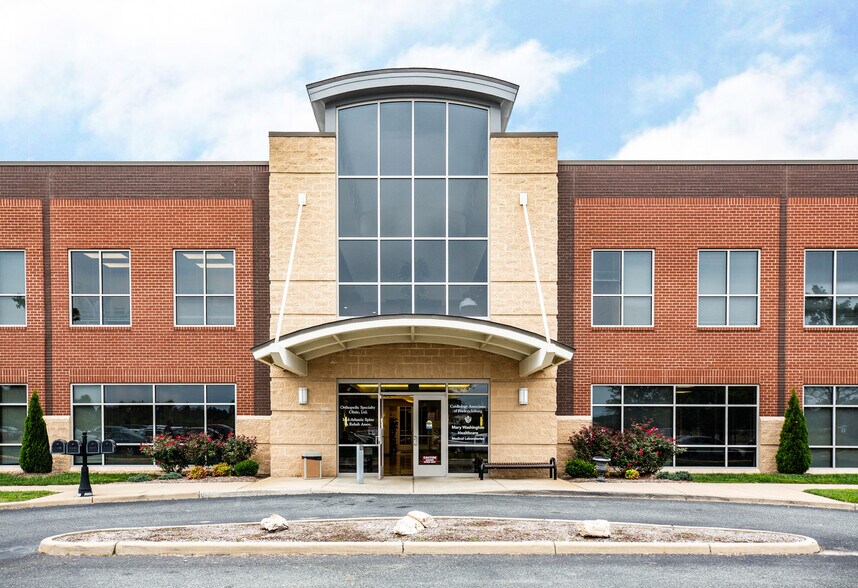 More Photos Of 9530 Cosner Dr, Fredericksburg Medical For Lease