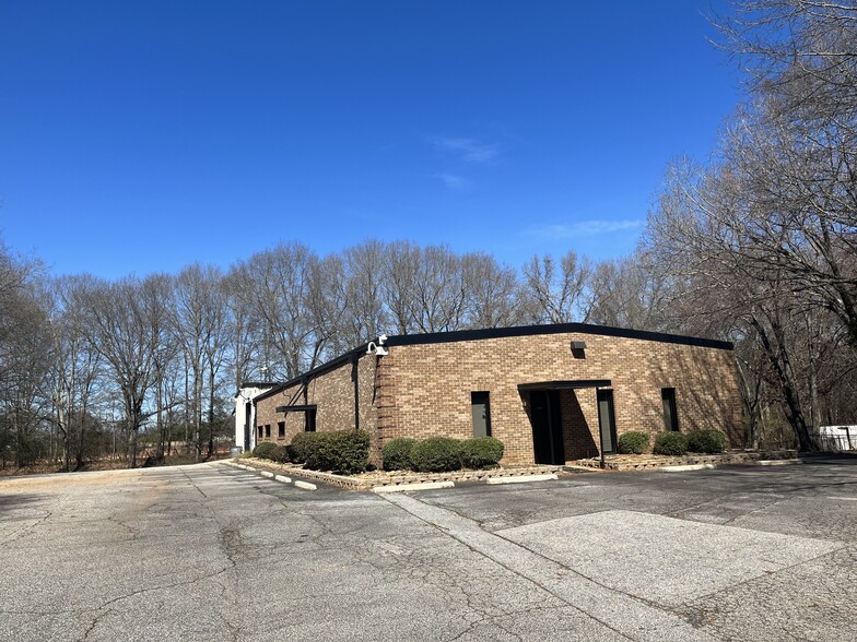 Primary Photo Of 130 Irene Cir, Greenville Warehouse For Lease