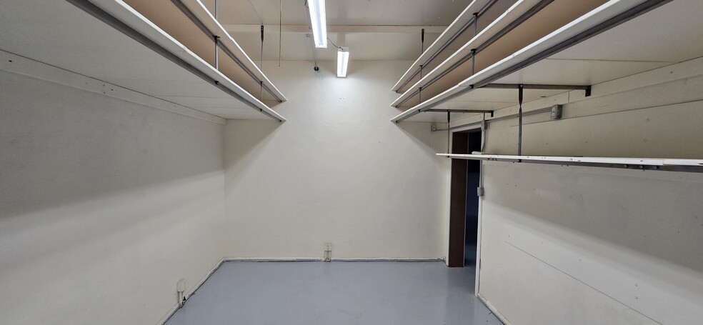 More Photos Of 334 S Montezuma St, Prescott General Retail For Lease