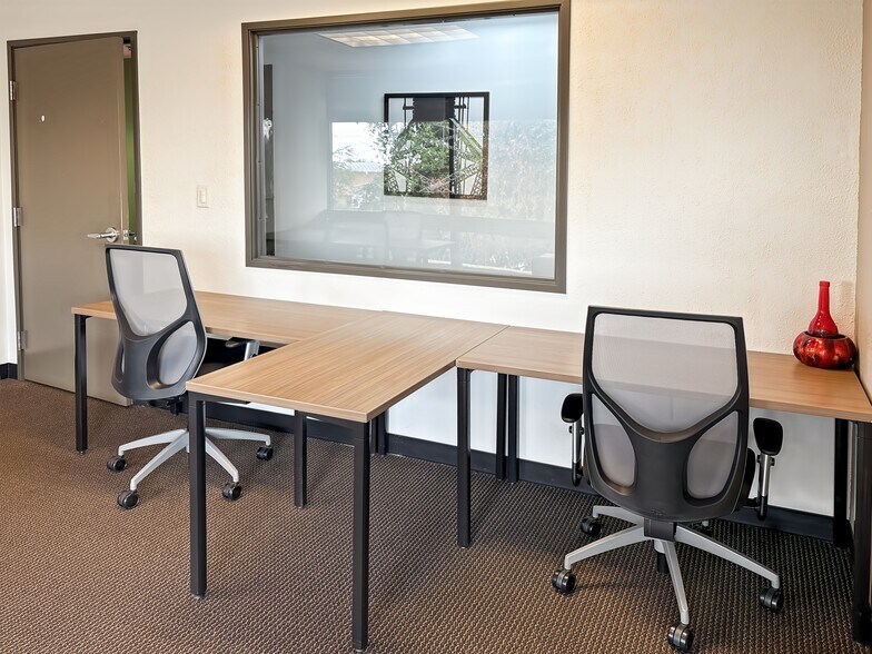 More Photos Of 64 E Broadway Rd, Tempe Coworking Space