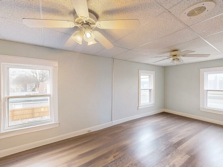 More Photos Of 1367 W Ridge Rd, Rochester Office For Sale
