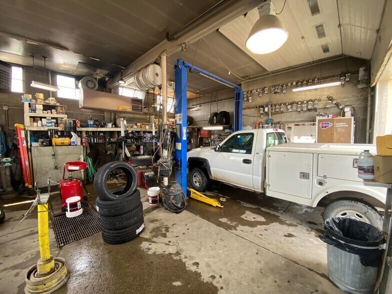 More Photos Of 4 6th St, Culbertson Auto Repair For Sale