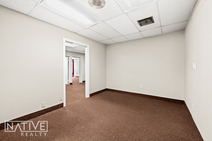 More Photos Of 2817 E Oakland Park Blvd, Fort Lauderdale Office For Sale