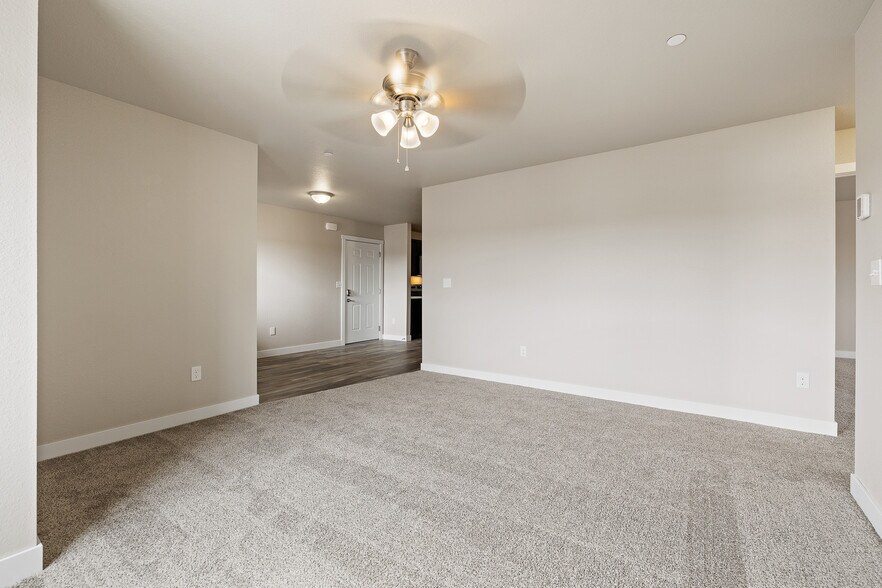 More Photos Of 4815 5th St, Rapid City Apartments For Sale