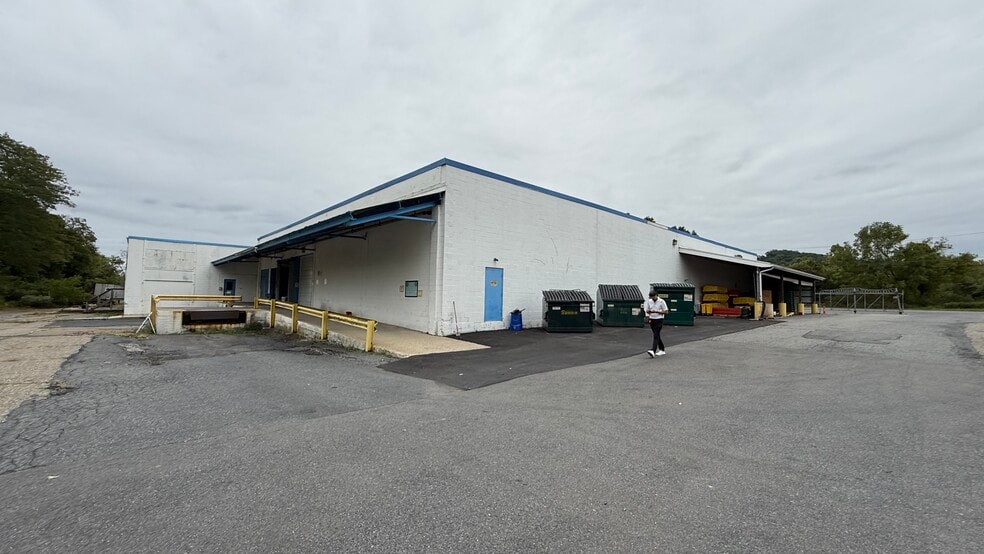 More Photos Of 125-155 Howard St, Phillipsburg Unknown For Lease