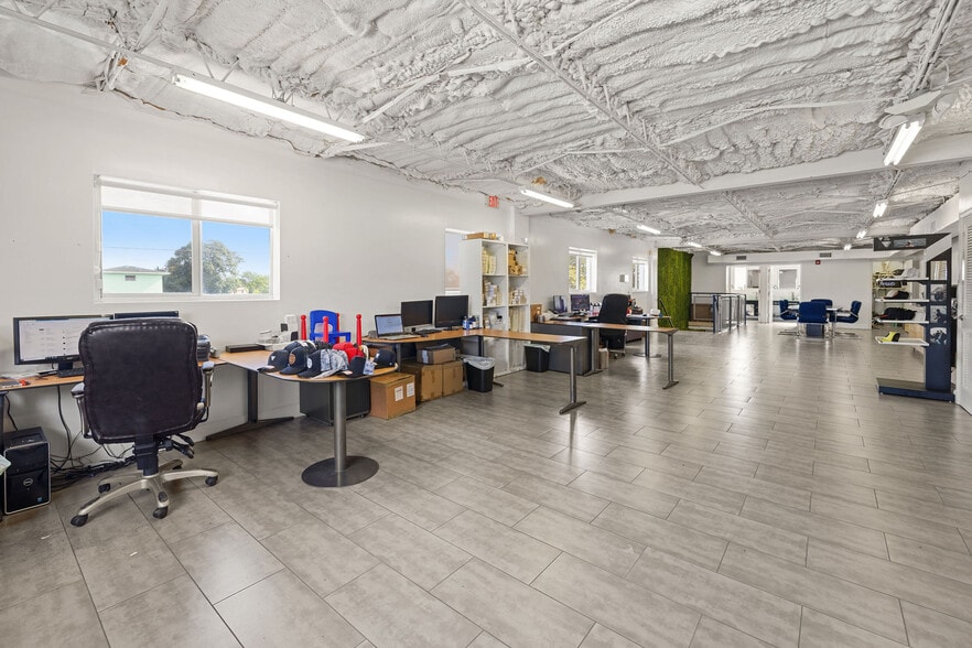 More Photos Of 17890 NW 29th Ct, Miami Gardens Warehouse For Sale