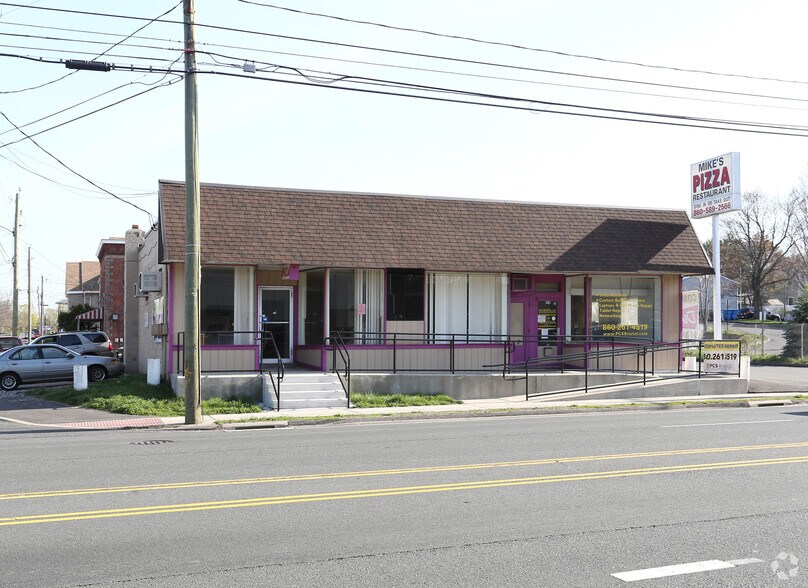 More Photos Of 178-182 Pine St, Bristol Restaurant For Sale