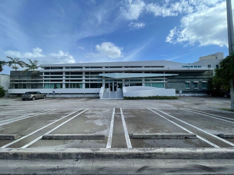 More Photos Of 1045 95th St, Bay Harbor Islands Office For Lease