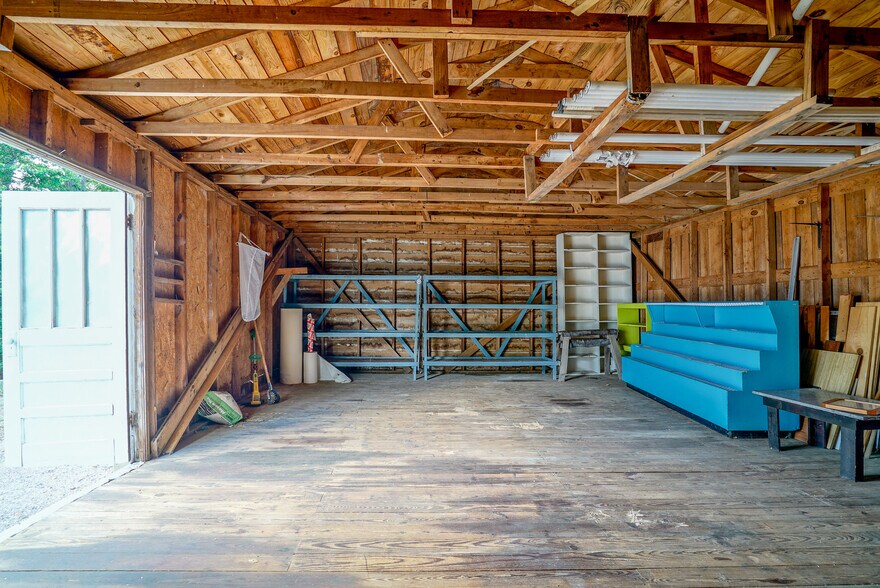 More Photos Of 808-814 W Center St, Sheridan Storefront Retail Office For Sale