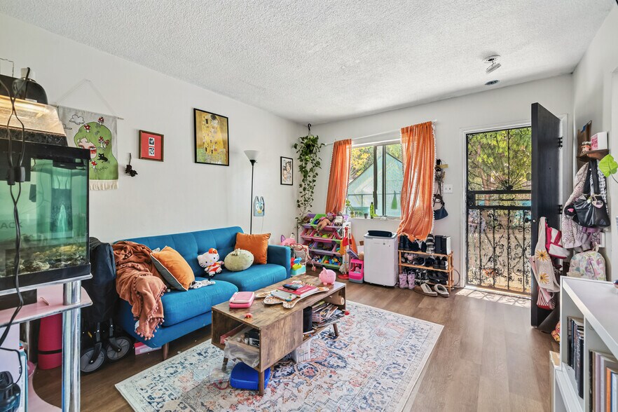 More Photos Of 716 Echandia St, Los Angeles Apartments For Sale