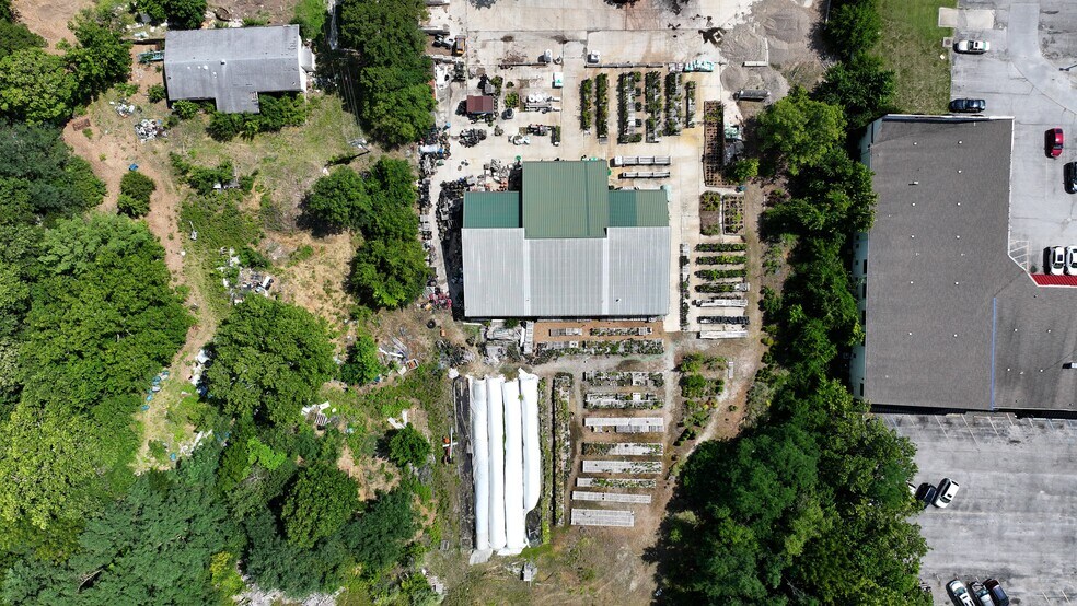 More Photos Of 1313 Vandiver Dr, Columbia General Retail For Sale