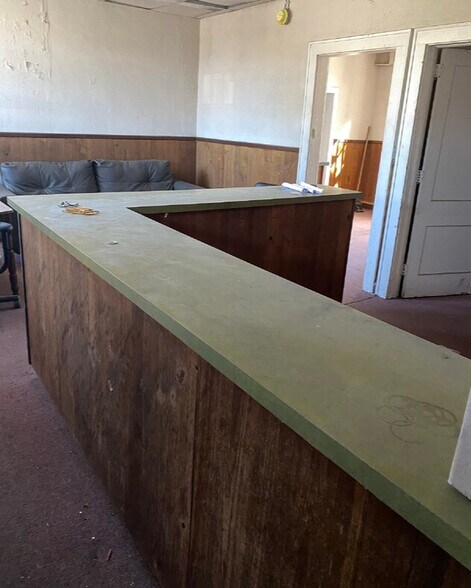 More Photos Of 103 E Harrison St, Reidsville Office For Sale