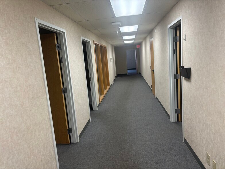 More Photos Of 17158 County Highway J, Chippewa Falls Supermarket For Lease