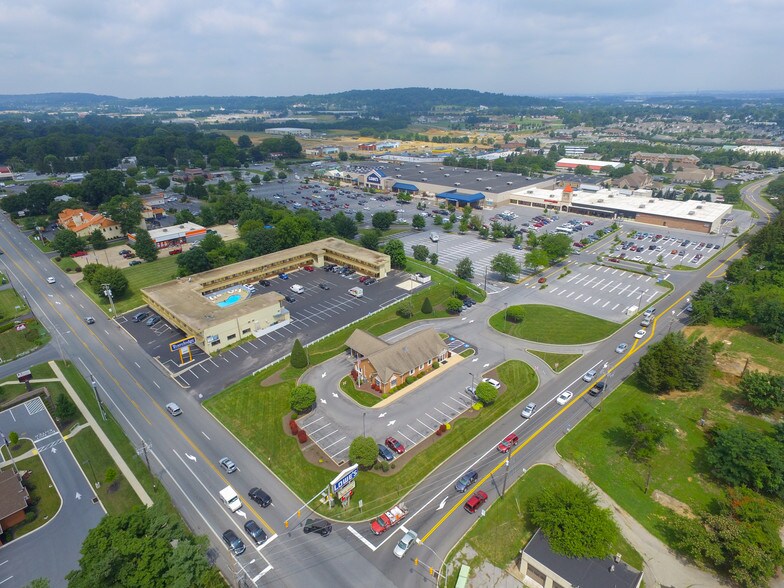 More Photos Of 25 Rohrerstown Rd, Lancaster Land For Lease