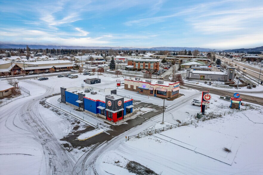 More Photos Of 205 18th St, Kalispell Fast Food For Sale