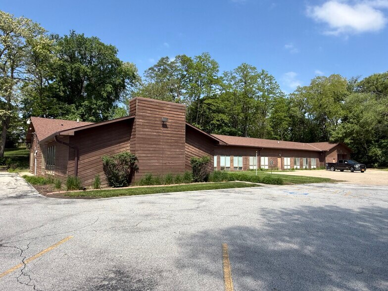 More Photos Of 1801 Fuller Rd, West Des Moines Flex For Sale
