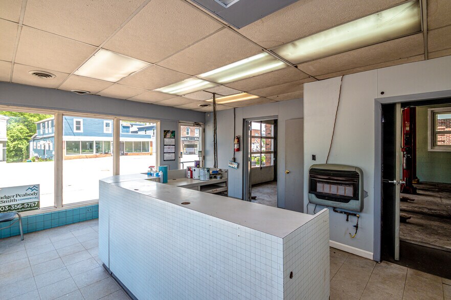 More Photos Of 45 Main St, Conway Auto Repair For Sale