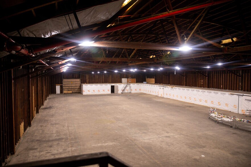 More Photos Of 8506 Potts Ln, Seaford Manufacturing For Lease