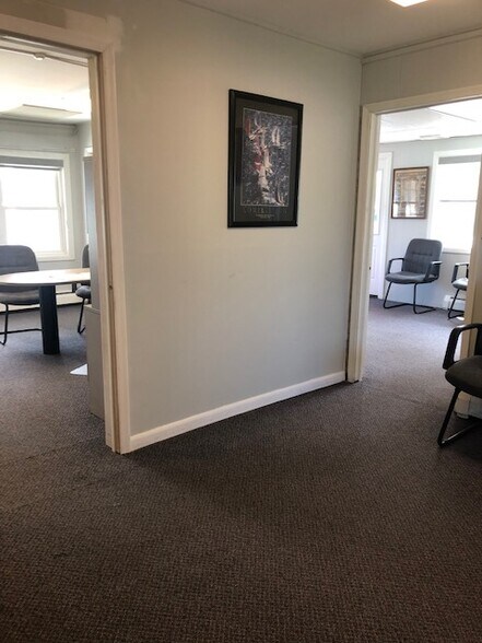 More Photos Of 1 Plumbridge Dr, Levittown Office Residential For Sale