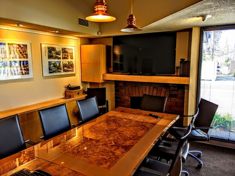 More Photos Of 3151 Airway Ave, Costa Mesa Medical For Lease