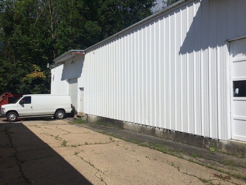 More Photos Of 2735 Shelburne Rd, Shelburne General Retail For Sale