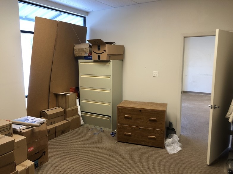 More Photos Of 650 E State Highway 121, Lewisville Industrial For Sale