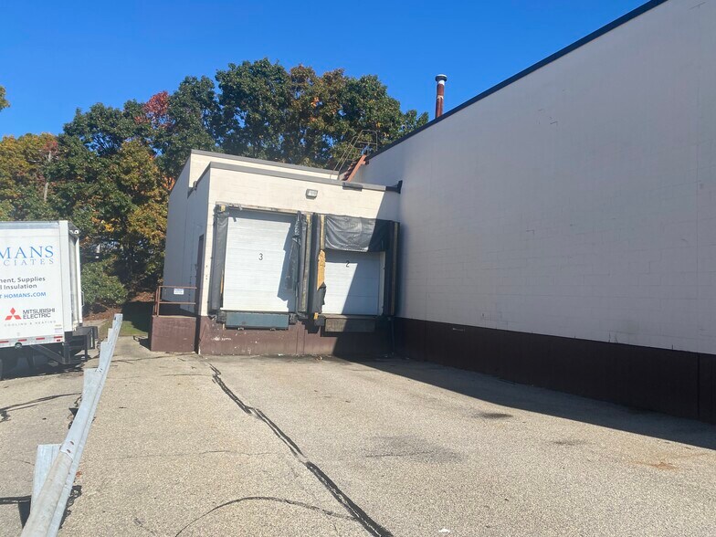 More Photos Of 33 Plan Way, Warwick Warehouse For Lease