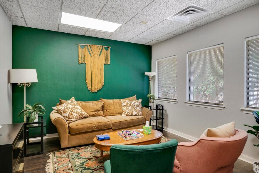 More Photos Of 11107 Wurzbach Rd, San Antonio Medical For Lease