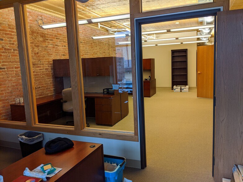 More Photos Of 107 N Washington Sq, Lansing Storefront Retail Office For Lease