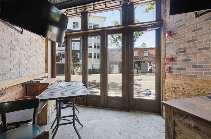 More Photos Of 58-72 W Main St, Riverhead Storefront Retail Residential For Sale