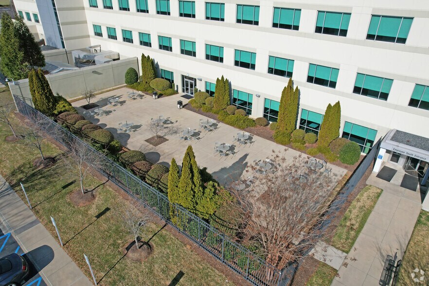 More Photos Of 5450 Millstream Rd, Mcleansville Office For Lease