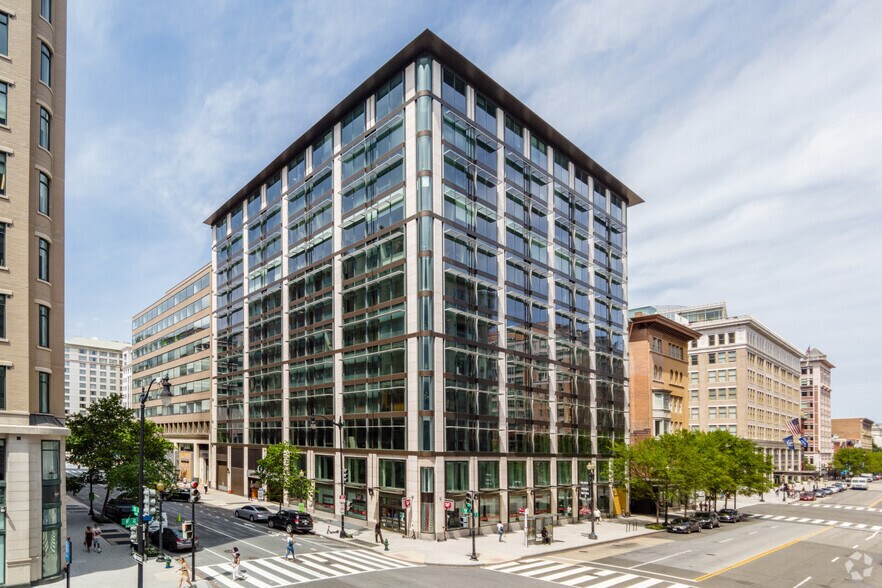 More Photos Of 1155 F St NW, Washington Office For Lease