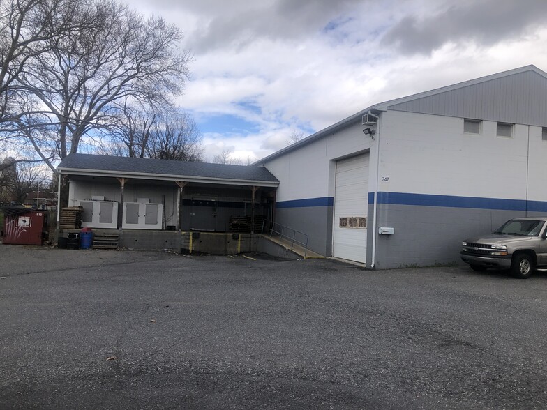 Primary Photo Of 747 Laurel St, Reading Refrigeration Cold Storage For Sale