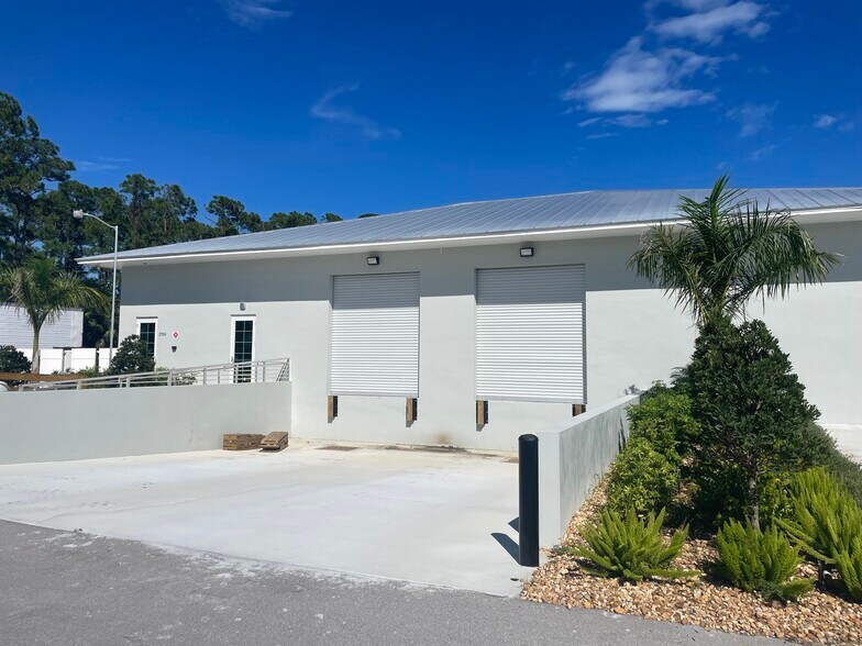 More Photos Of 3700 9th St SW, Vero Beach Refrigeration Cold Storage For Lease