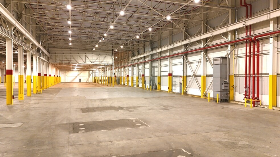 More Photos Of 1101 N Center Rd, Flint Manufacturing For Lease