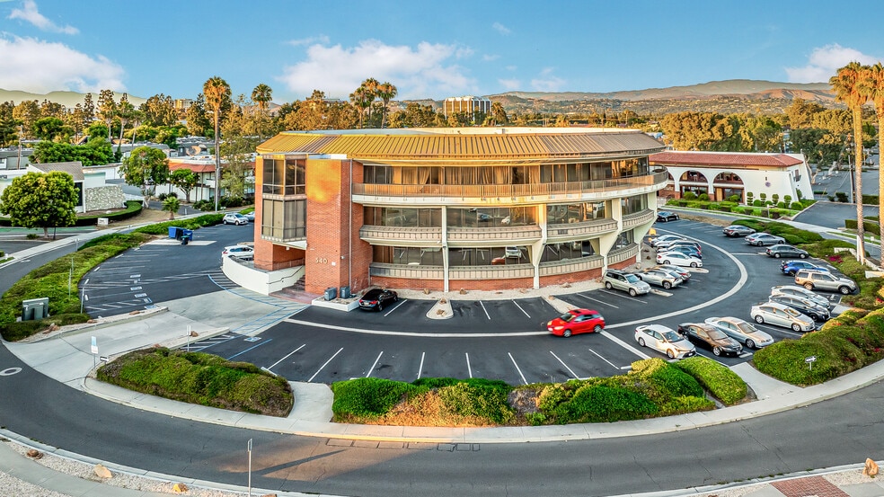 More Photos Of 540 N Golden Circle Dr, Santa Ana Office For Lease