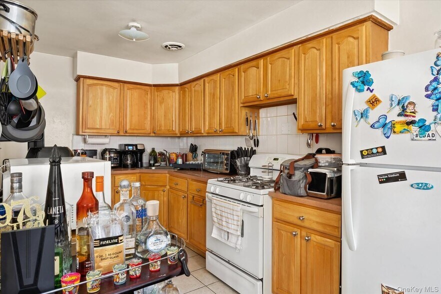 More Photos Of 5263 65th Pl, Maspeth Apartments For Sale