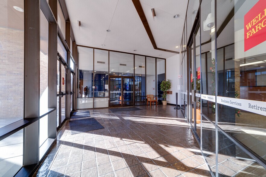 More Photos Of 101 S Jim Wright Fwy, White Settlement Office For Lease