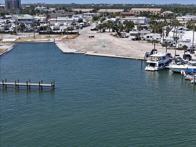 More Photos Of 1100 Main St, Fort Myers Land For Sale
