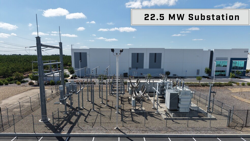 More Photos Of 2222 S Sinclair Ave, Stockton Manufacturing For Lease