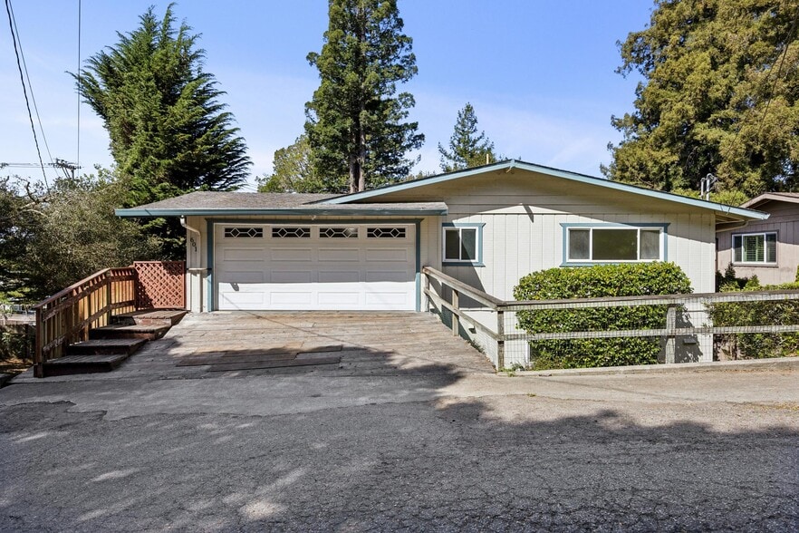 More Photos Of 601 Burns Ave, Aptos Multifamily For Sale