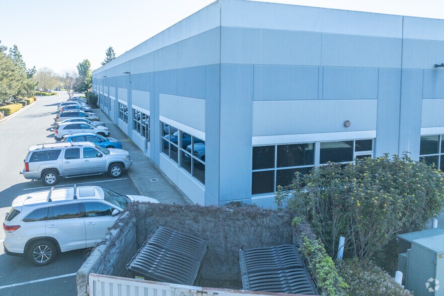 More Photos Of 2218 Kausen Dr, Elk Grove Office For Lease