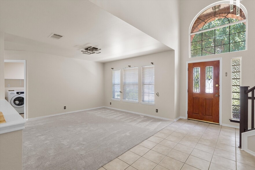 More Photos Of 201 Covala Dr, Cedar Park Specialty For Sale