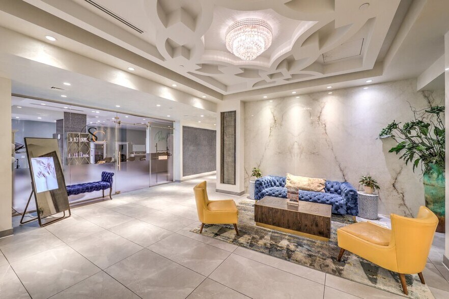 More Photos Of 2827 Paradise Rd, Las Vegas Health Club For Sale