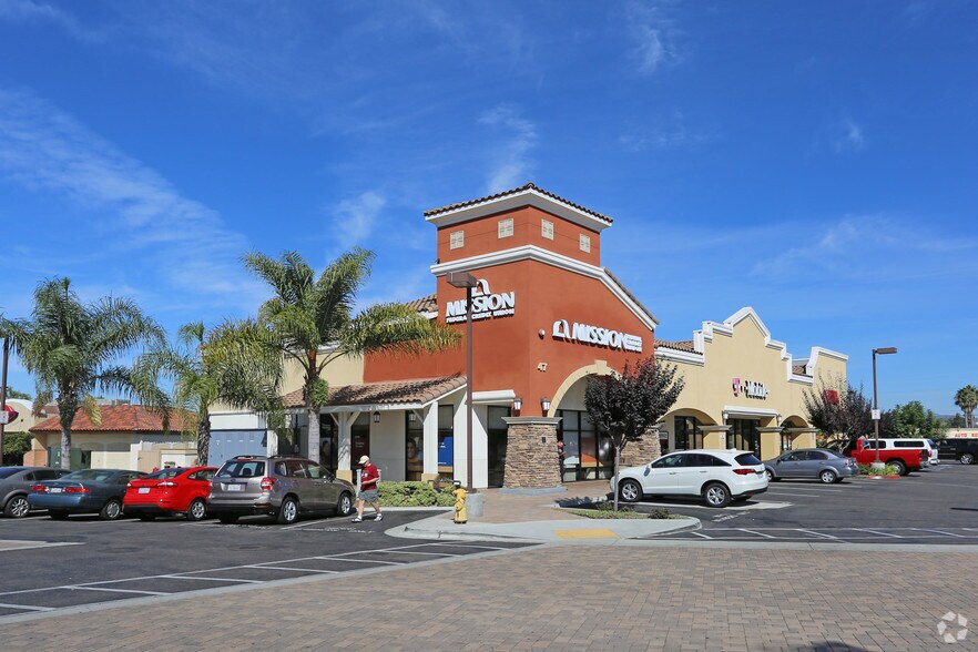 More Photos Of 41 Douglas Dr, Oceanside Unknown For Lease