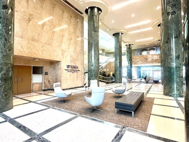 More Photos Of 841 Prudential Dr, Jacksonville Office For Lease