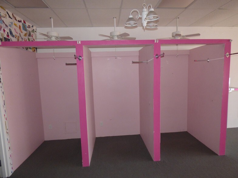 More Photos Of 3500-3508 Hampton Ave, Saint Louis General Retail For Lease