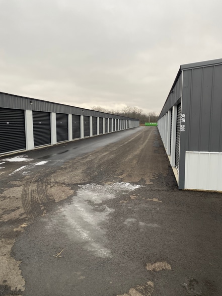 More Photos Of 1764 Guenther Rd, Dayton Self Storage For Sale
